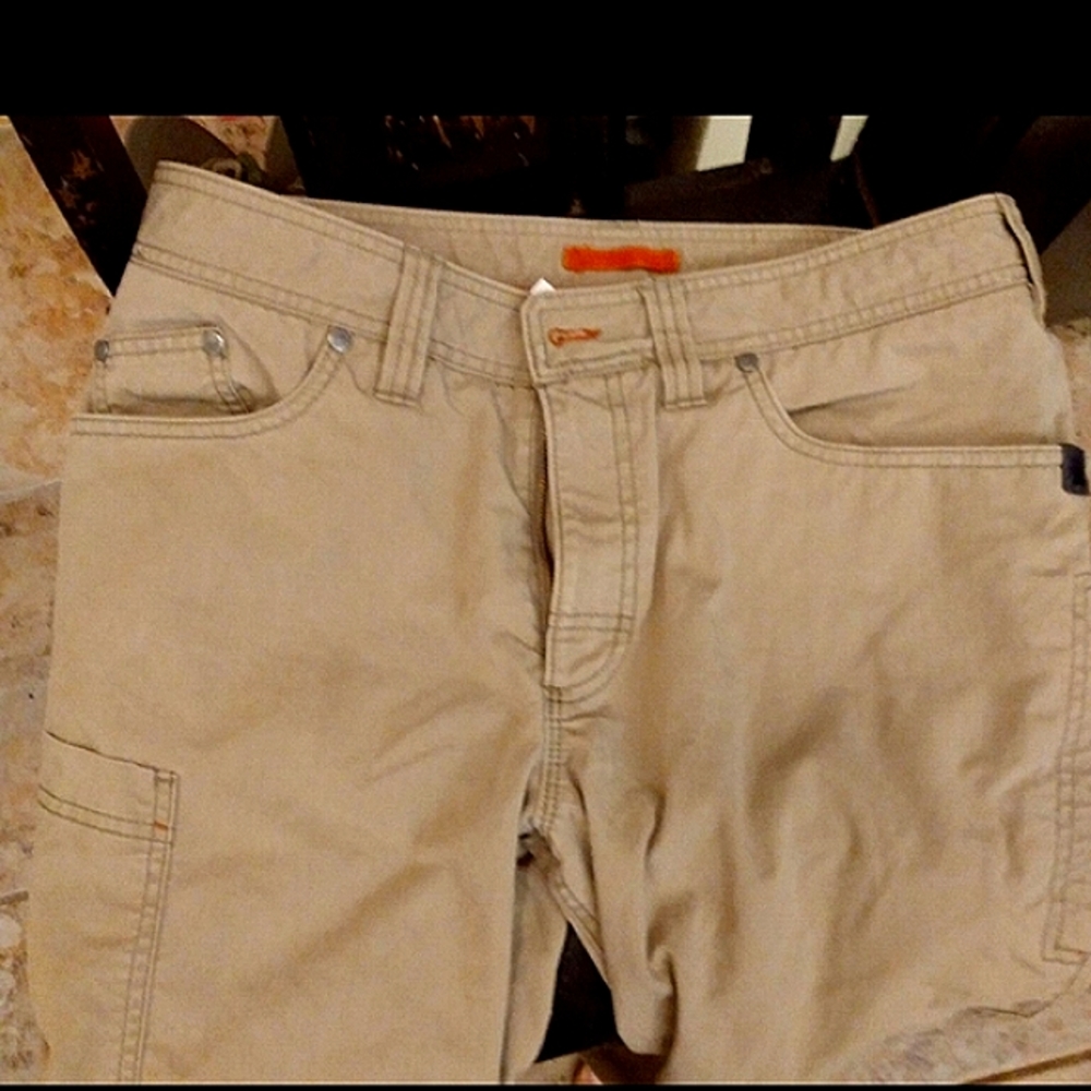 33x32 L. L. Bean men's khaki cargo pants